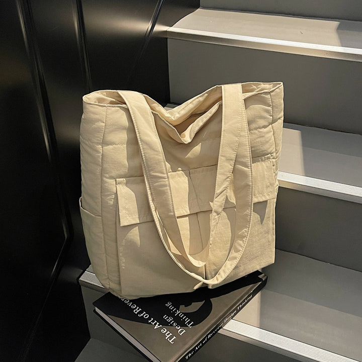 Everyday Utility Tote Bowlift