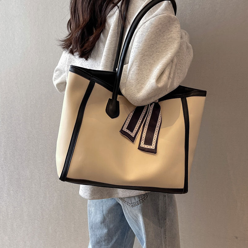 Elegant Large Tote Handbag Bowlift