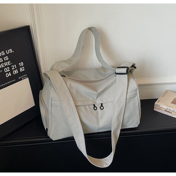 Practical leisure travel bag Bowlift
