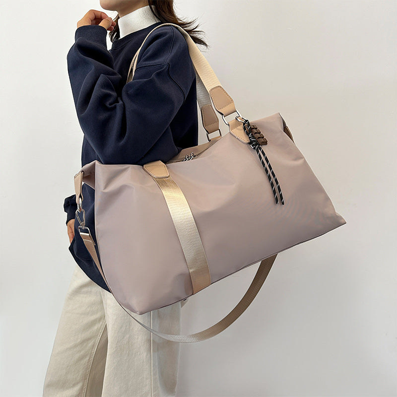 Durable Multi-Compartment Travel Duffle Bag Bowlift