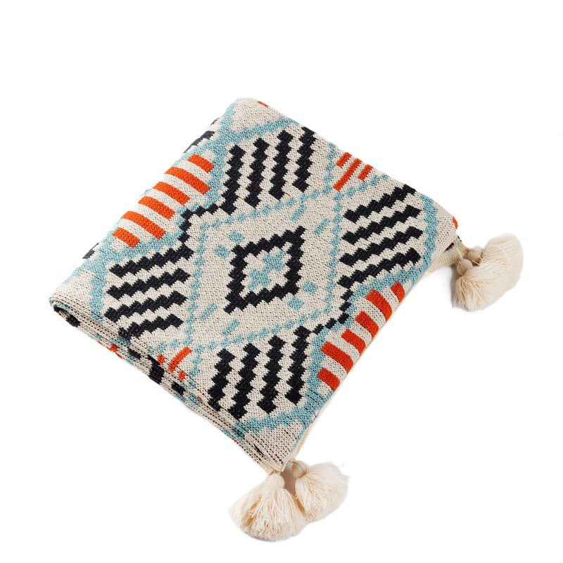 Aztec Patterned Knit Throw Blanket Bowlift