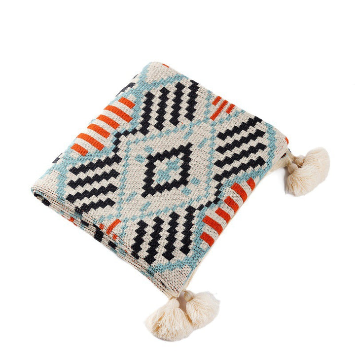 Aztec Patterned Knit Throw Blanket Bowlift