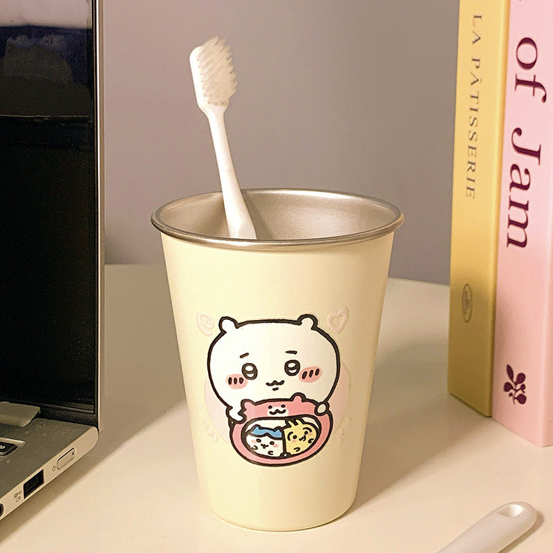 Toothbrush holder with Charming Animal Motif Bowlift