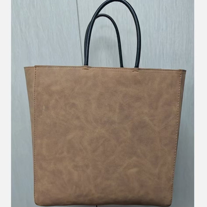 Elegant Handbag Bowlift