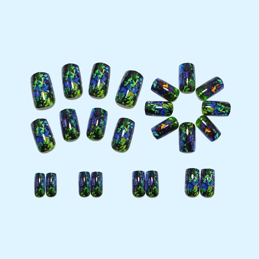 Glamorous artificial nails with color change effect Bowlift
