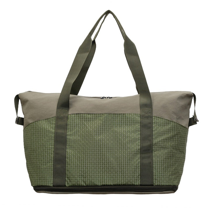 Spacious Multi-Functional Travel Duffel