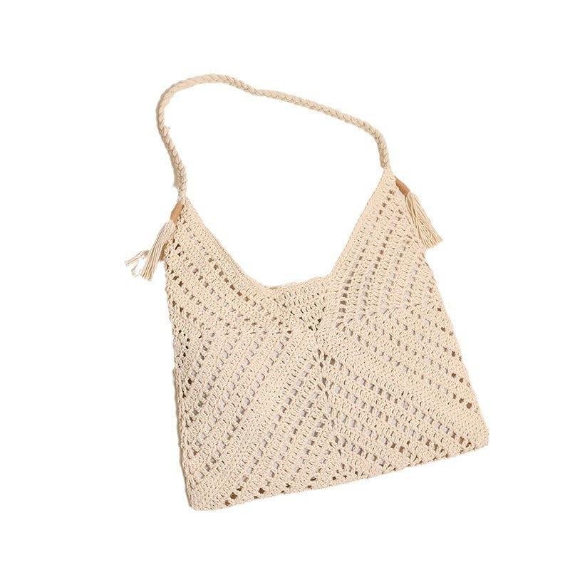 Handmade macrame crossbody bag with playful tassels Bowlift