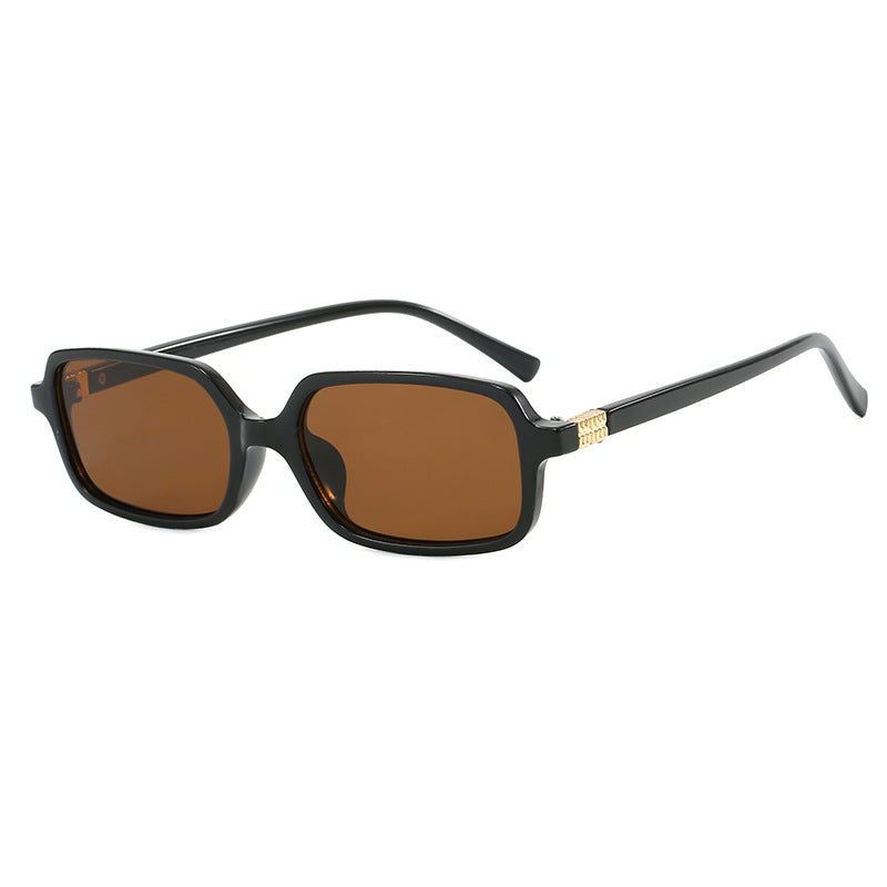Ladies fashionable sunglasses with elegant plastic frame and elaborate design Bowlift