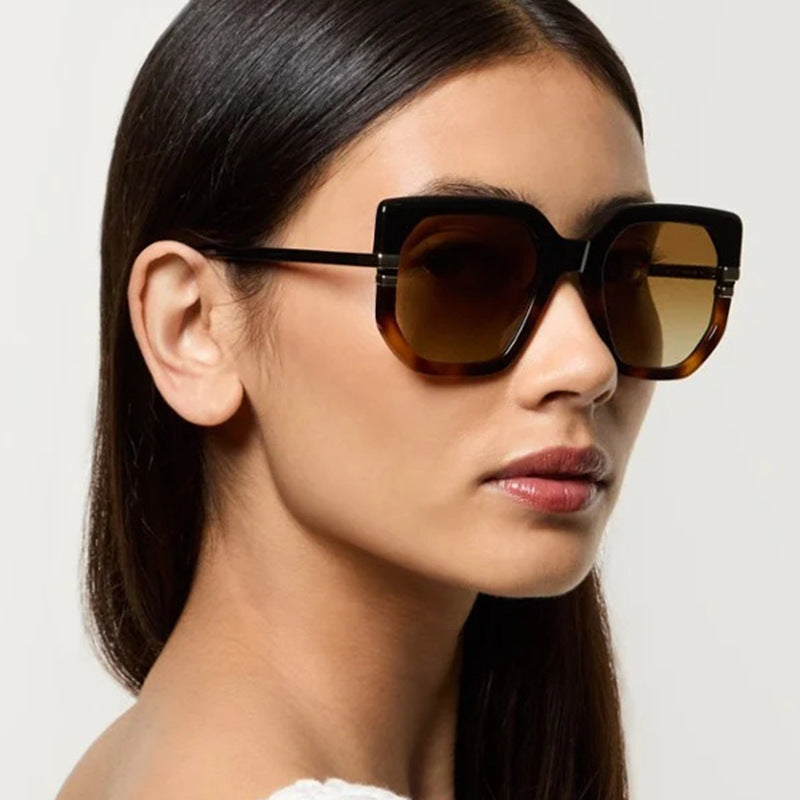 Women's geometric sunglasses with luxurious gold frame and polarized lenses Bowlift