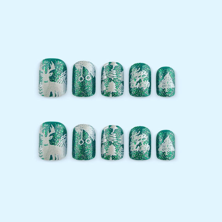 Winter artificial nails with festive motif Bowlift