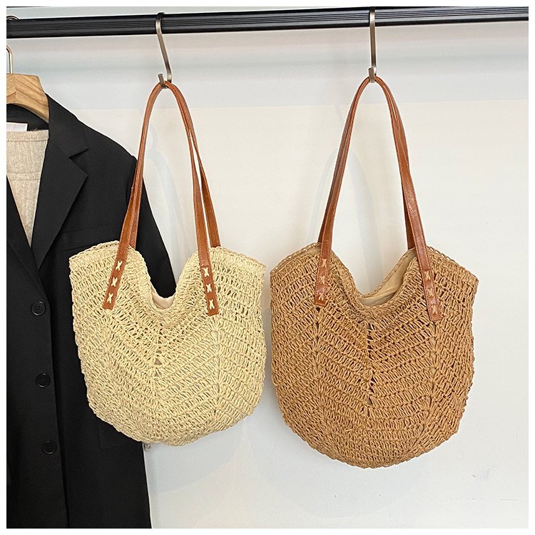 Elegant Bast shoulder bag with leather accents Bowlift