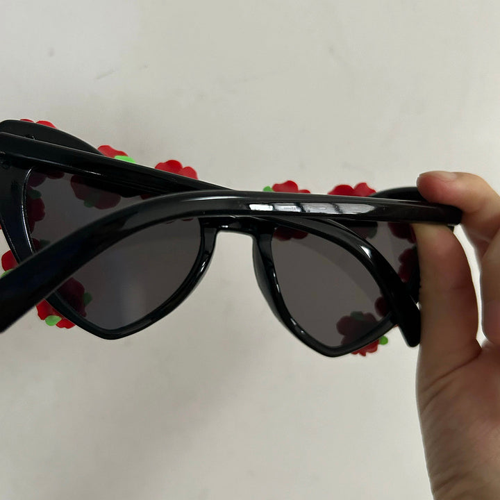 Women's sunglasses with floral details Bowlift