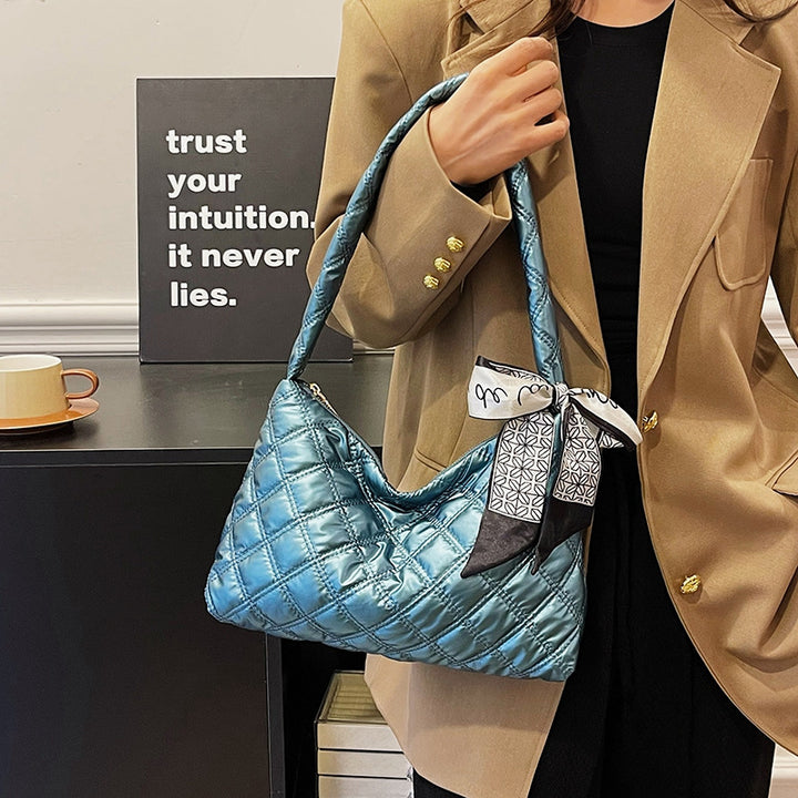 Quilted Shoulder Handbag Bowlift