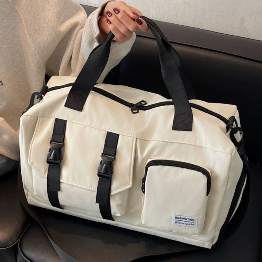 Versatile Carry-On Duffel Bag Bowlift