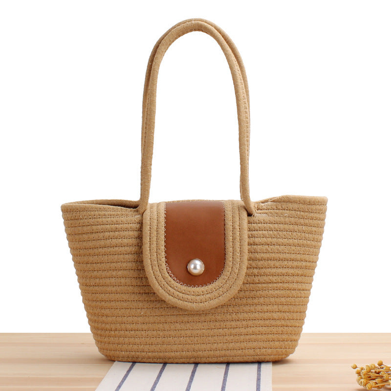 Elegant basket bag with leather flap closure Bowlift