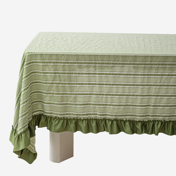 Rectangular tablecloth with frilly border and gingham check pattern Bowlift