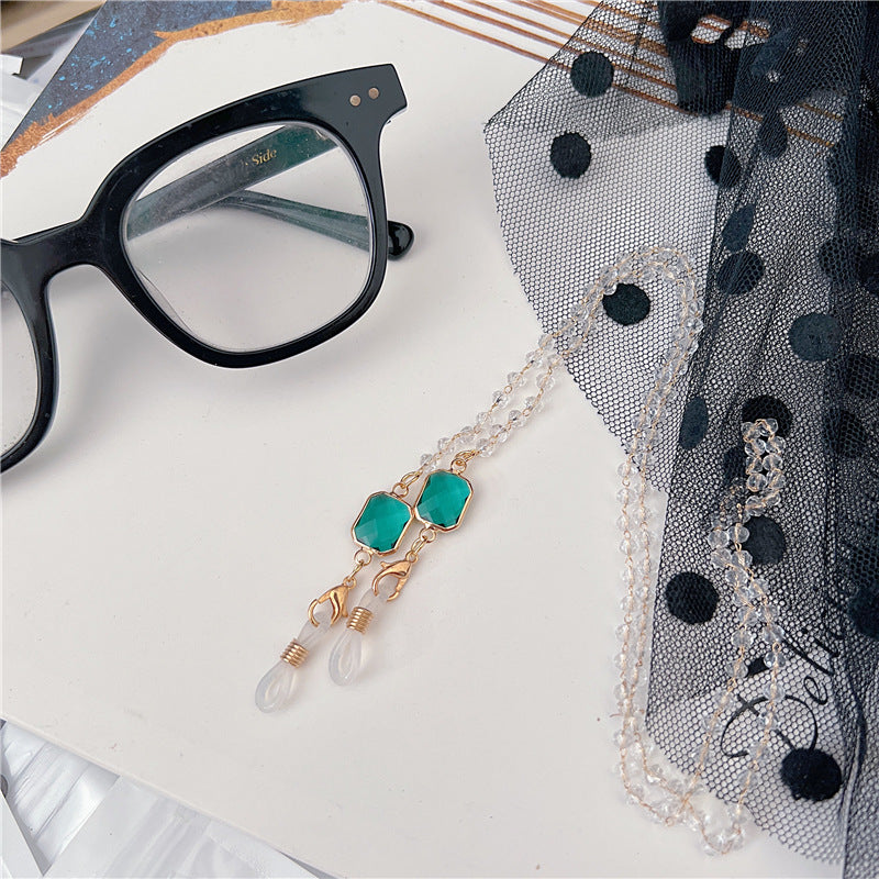 Stylish Beaded Eyewear Chain Bowlift