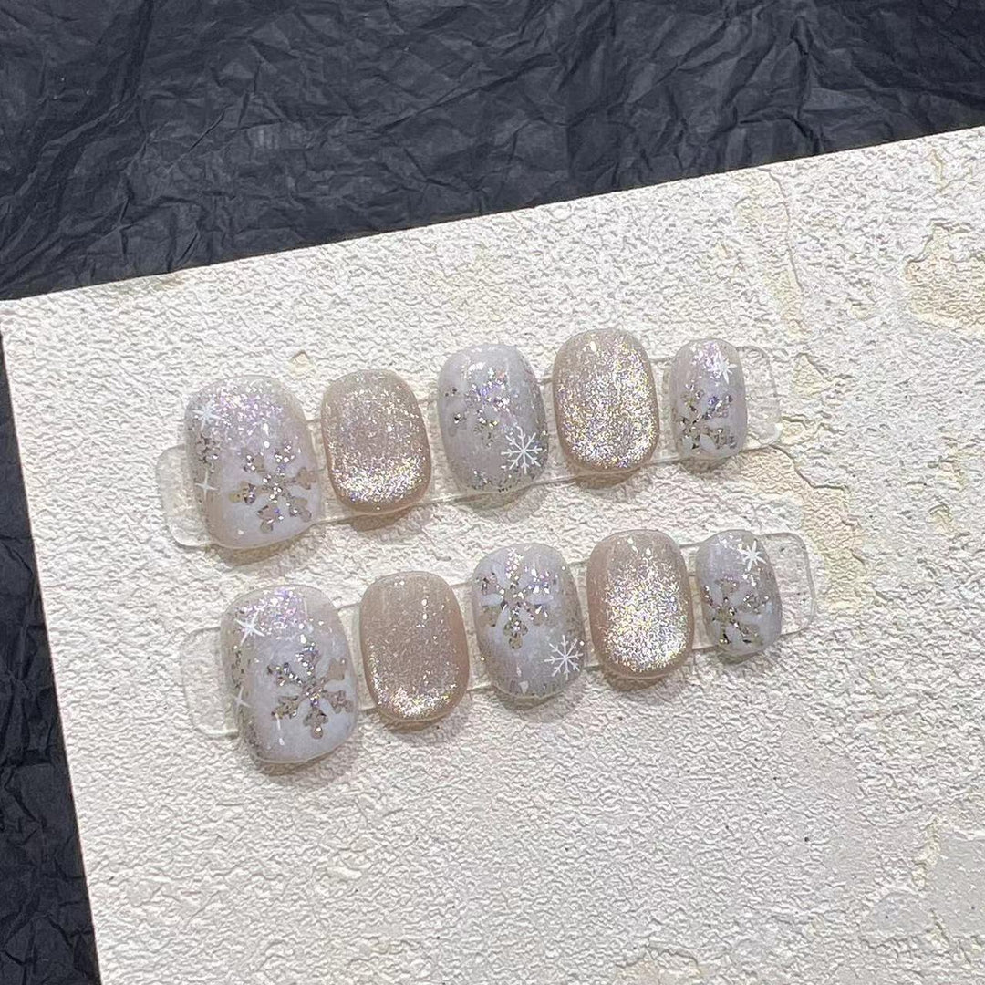 Snowflake-Inspired Glitter Press-On Nail Set Bowlift