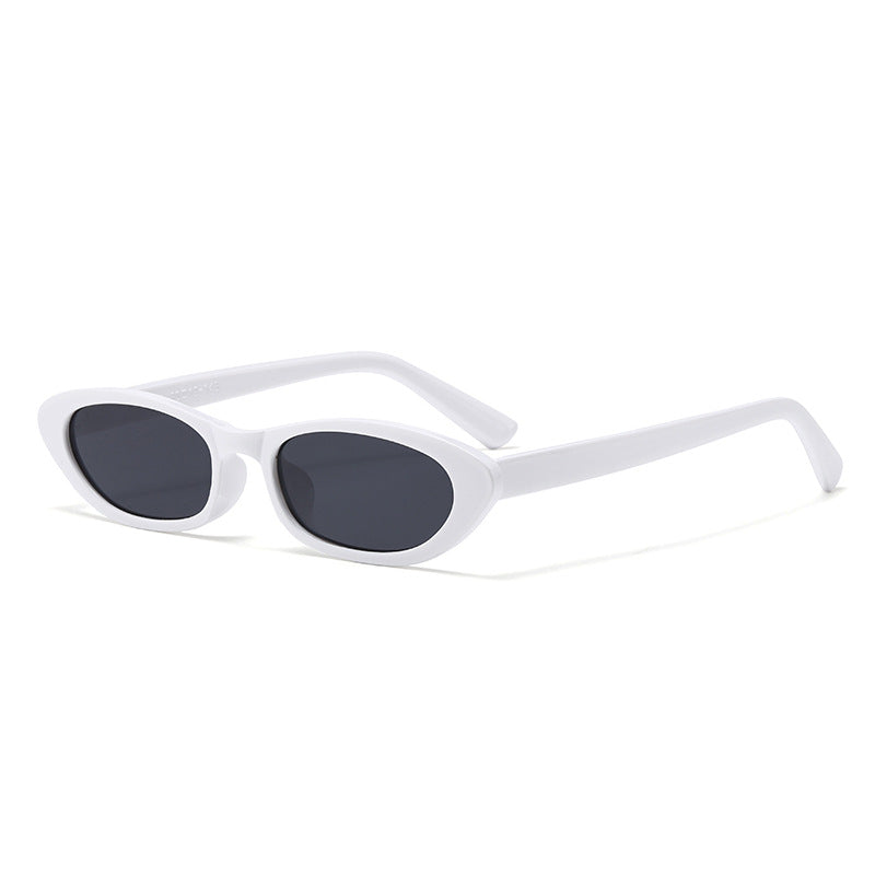 Ladies Cat-Eye Sunglasses with protective UV filter and elegant frame structure Bowlift