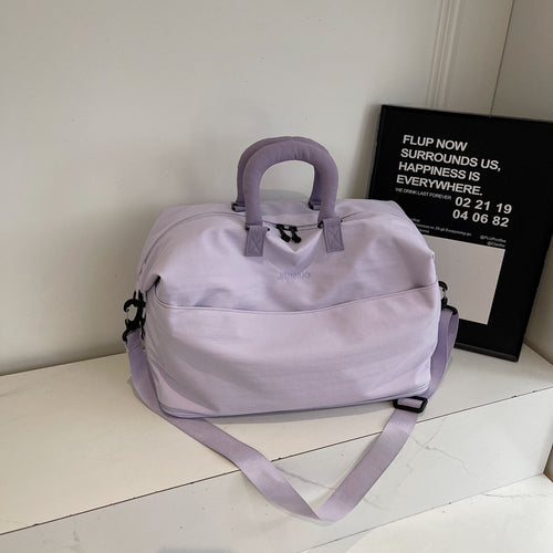 Robust Travel Bag with Practical Compartments Bowlift