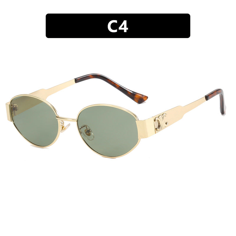 Ladies fashionable sunglasses in an elegant oval design with a sturdy metal frame Bowlift