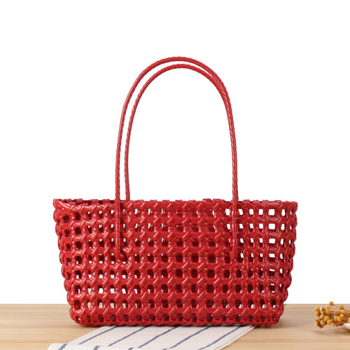 Stylish willow bag with modern grid design Bowlift