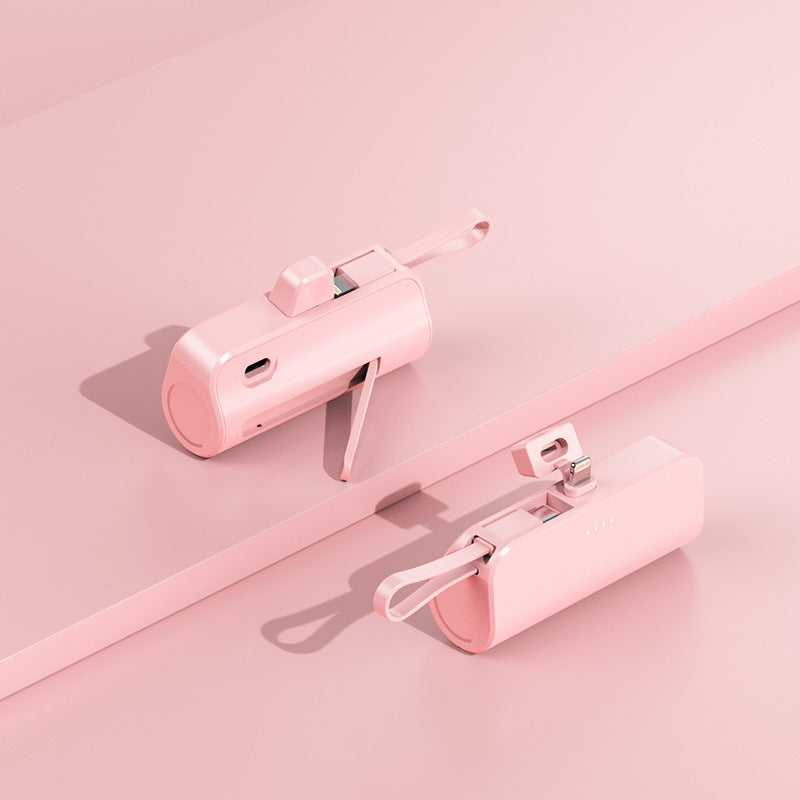 Compact power bank with integrated charging connector Bowlift