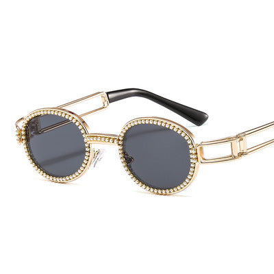 Ladies fashionable sunglasses with glamorous frame Bowlift