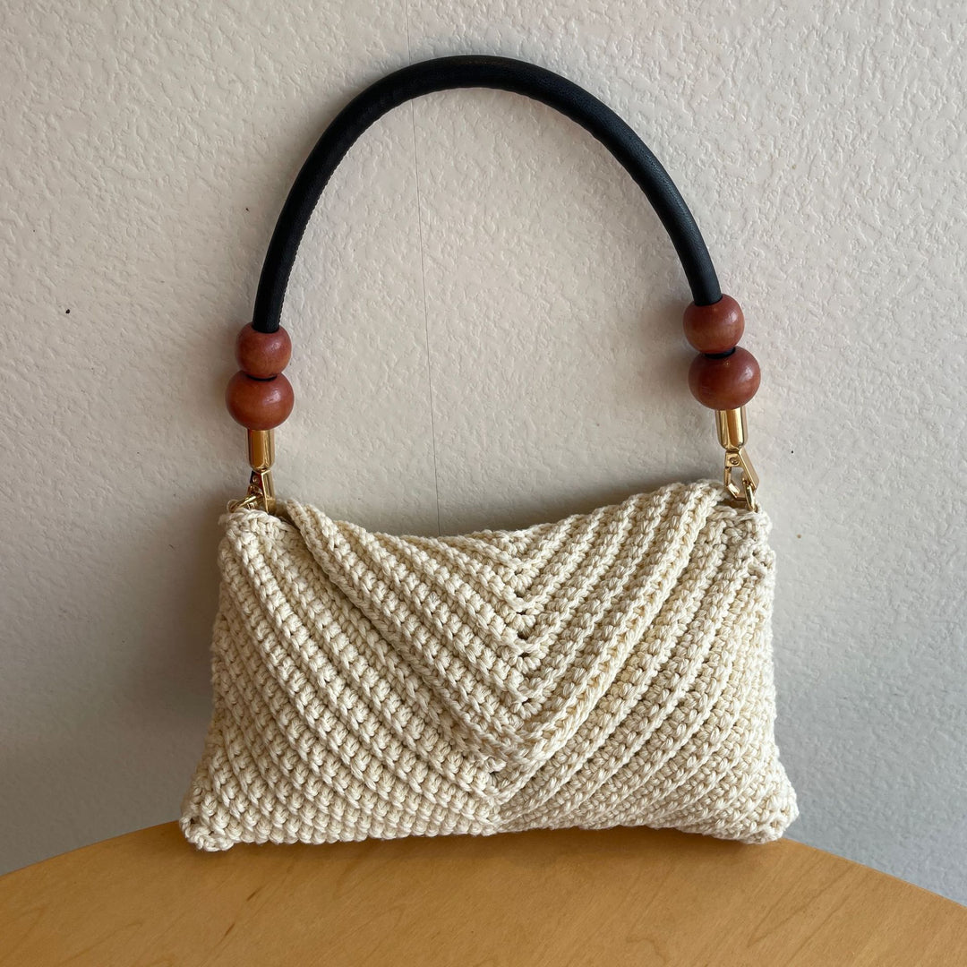 Bag with stylish integrated handle Bowlift