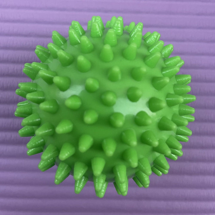 Massage ball with knobs Bowlift