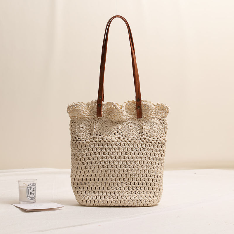 Crochet handbag Bowlift
