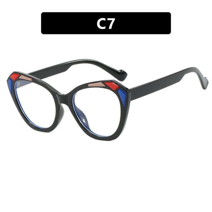 Ladies Cat Eye Sunglasses with Fashionable Details Bowlift