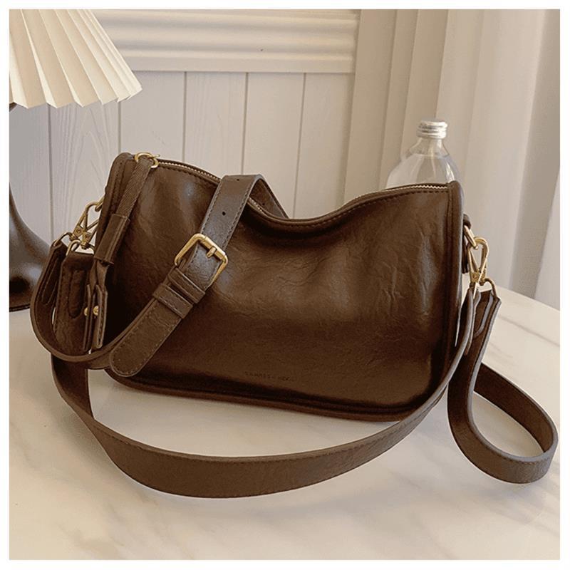Classic Structured Handbag Bowlift