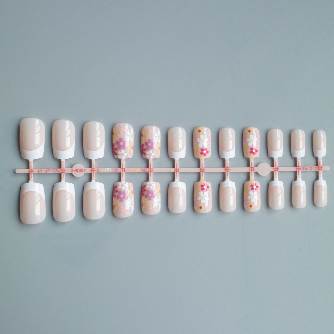 Floral Design Nail Art Kit