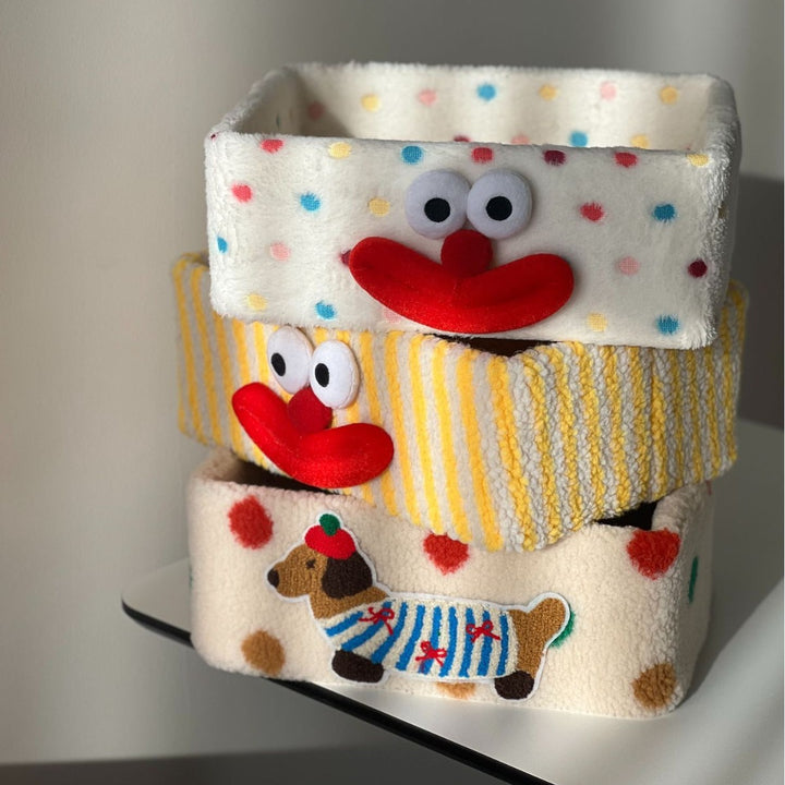 Toy storage box Bowlift