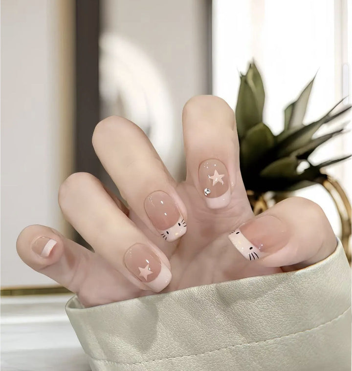 Creative Cartoon-Themed Press-On Nails Bowlift