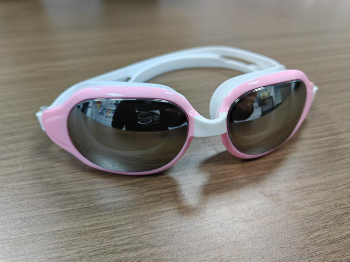 Swim goggles for clear vision and maximum comfort Bowlift