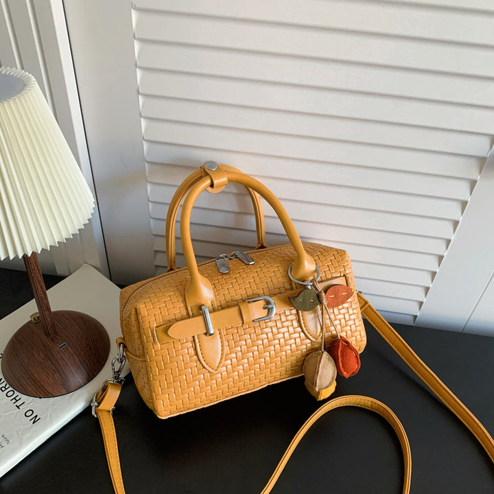 Chic ven Handbag Bowlift