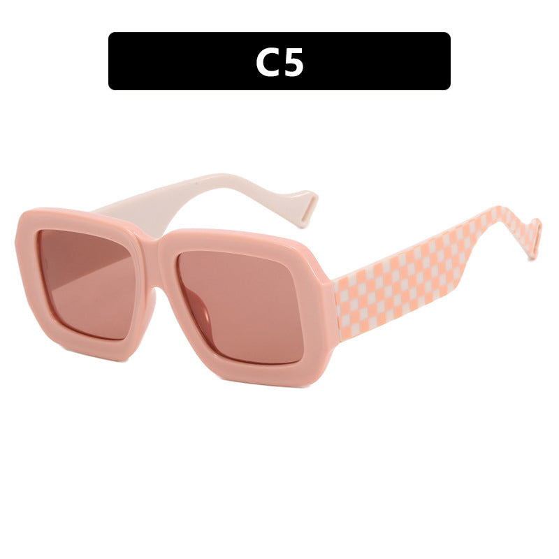 Women's fashionable sunglasses with square design and chic pattern Bowlift