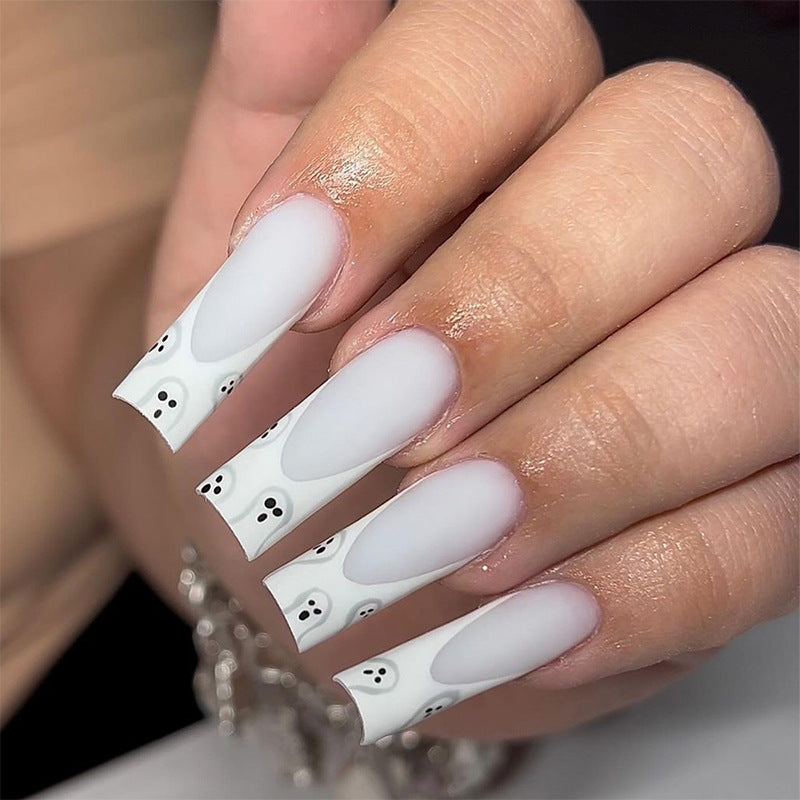 Ghost-Themed Press-On Nail Art Bowlift