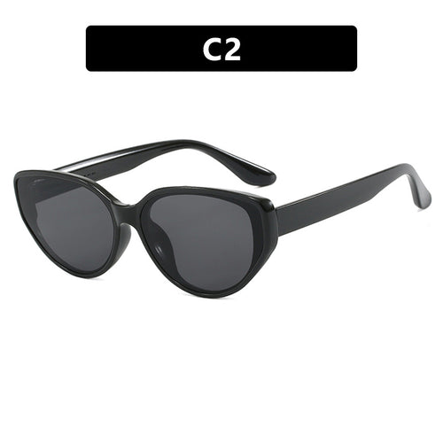 Ladies Cat-Eye Sunglasses with fashionable tortoiseshell pattern and UV protection Bowlift