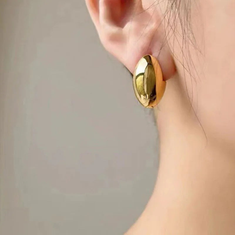 Stylish stainless steel stud earrings Bowlift