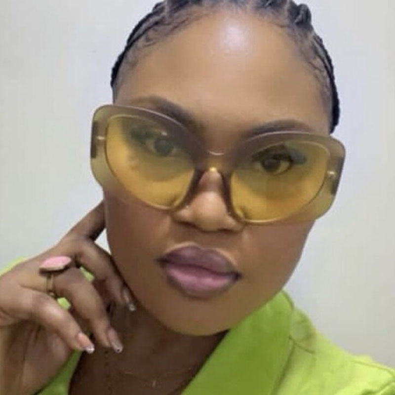 Women's oversized sunglasses in a modern design Bowlift