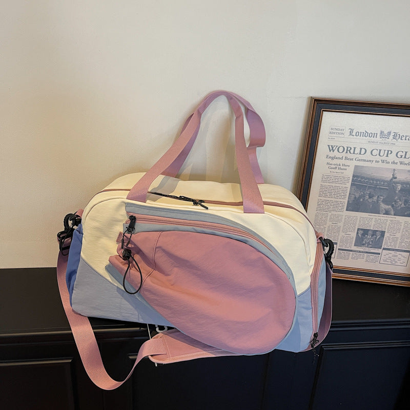 Women's sporty travel bag with innovative compartment system Bowlift
