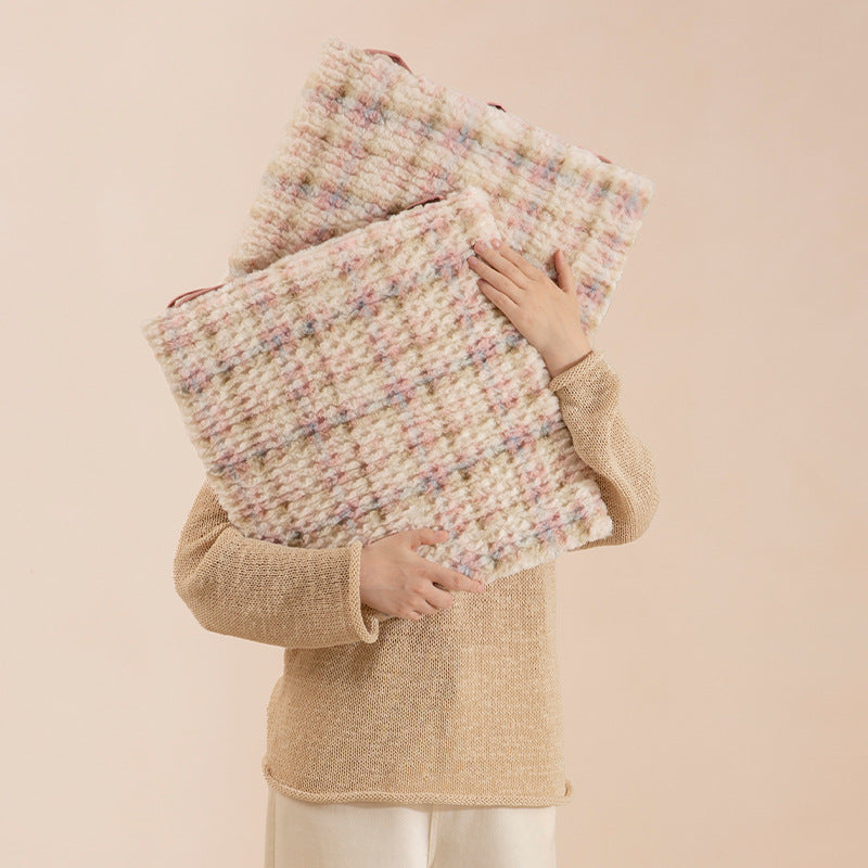 Square bouclé shoulder bag with fine straps Bowlift