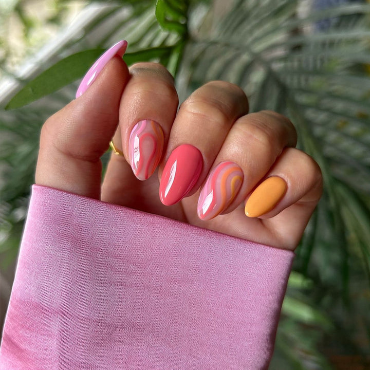 Artistic Gel Press-On Nail Set Bowlift