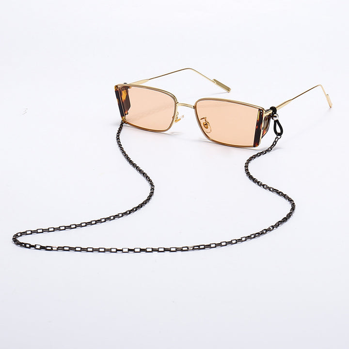 Fashionable Eyewear with Stylish Chain Bowlift