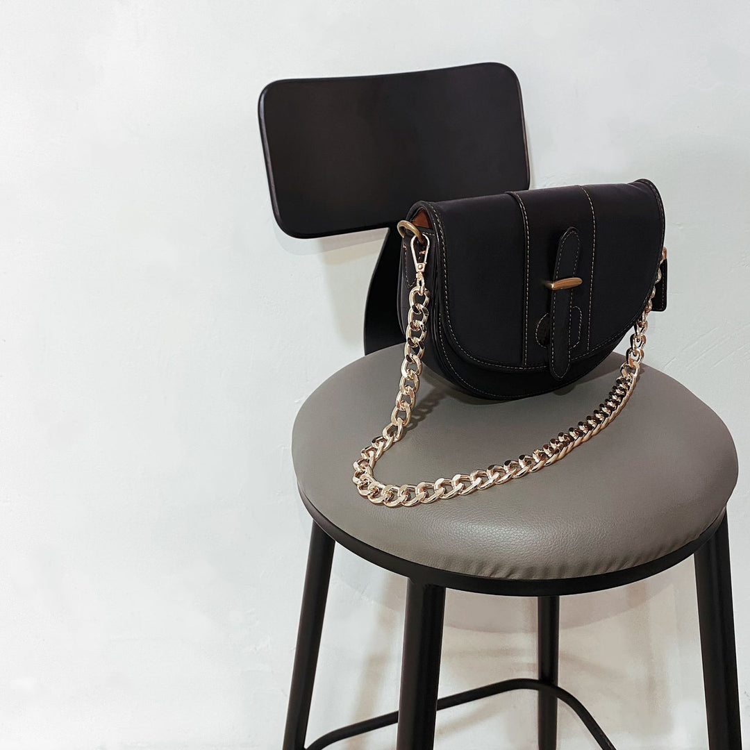 Statement Chain Necklace Bowlift