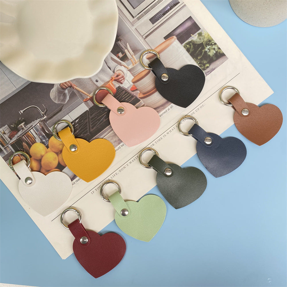 Premium Heart-Shaped Leather Keychain Bowlift