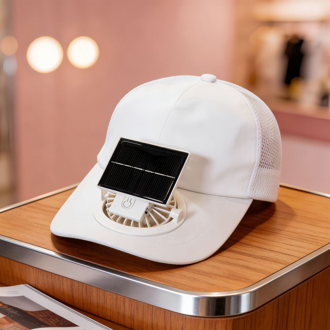 Ladies cooling cap with integrated solar fan Bowlift